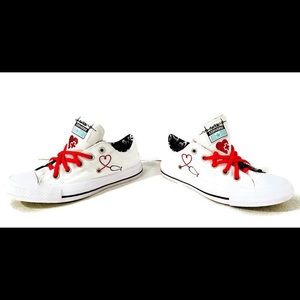 converse nurse shoes